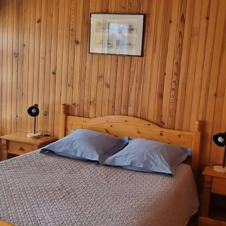 Maison D'hote La Rotonde Des Granes Guest house La Batie-Neuve