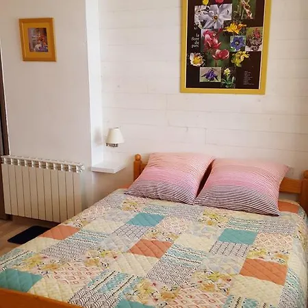Maison D'hote La Rotonde Des Granes Guest house