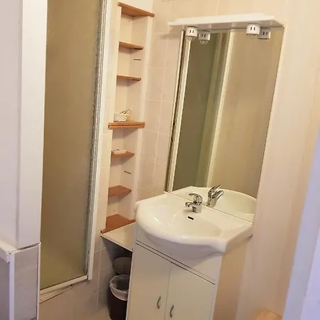 Maison D'hote La Rotonde Des Granes Guest house